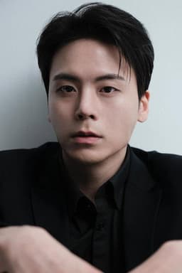 Photo of Shin A-hwi