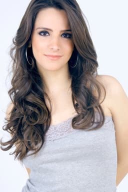 Photo of Mariana Cabral