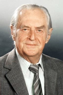 Photo of Attila Tyll
