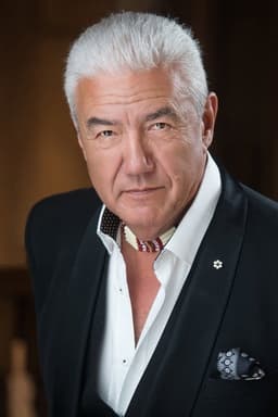 Photo of Tom Jackson