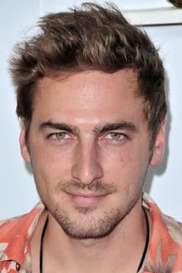 Photo of Kendall Schmidt