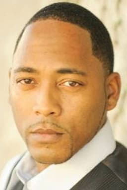 Photo of Desi Arnez Hines II