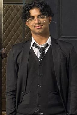 Photo of Abhi Suresh