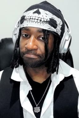 Photo of Deven Mack