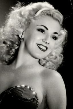 Photo of Hillary Dawn