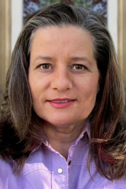 Photo of Lorie Kellogg