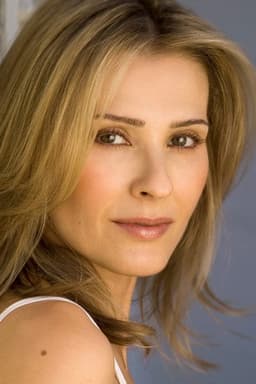 Photo of Sandra Hess