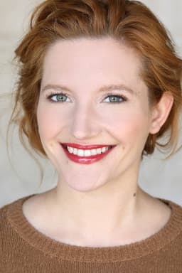Photo of Chloé Hollings