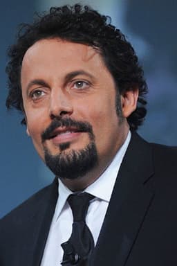 Photo of Enrico Brignano