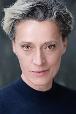 Photo of Éva Magyar