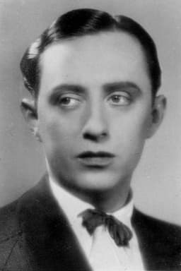 Photo of Curt Bois