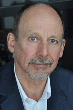 Photo of Simon Roberts
