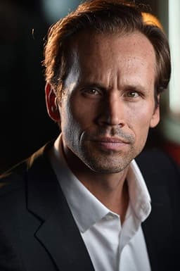 Photo of Tobias Jelinek