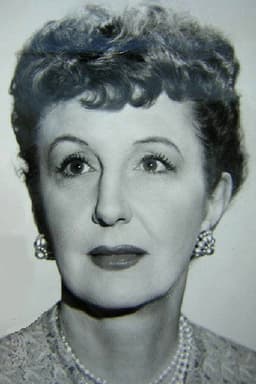 Photo of Barbara Couper