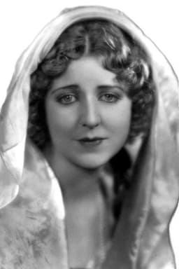 Photo of Gloria Grey