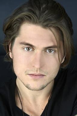 Photo of Garrett Hnatiuk