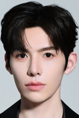 Photo of Leslie Li