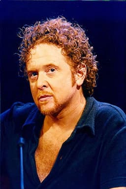 Photo of Mick Hucknall