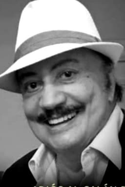 Photo of Raúl Amundaray