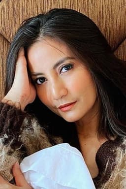 Photo of Natasha Dewanti