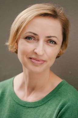 Photo of Sarah Aubrey