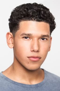 Photo of Alexander Dominguez