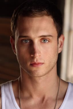 Photo of Chet Hanks