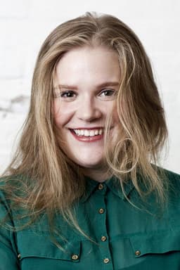 Photo of Stefanie Reinsperger