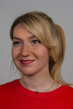 Photo of Julia Jelinek