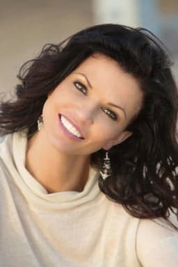 Photo of Michelle Lintel