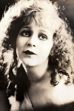 Photo of Claire Whitney