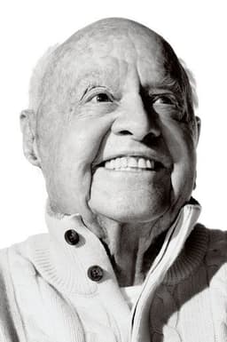 Photo of Lynn Stalmaster