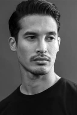 Photo of Tinn Boonpongthong