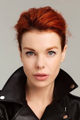 Photo of Anna Starshenbaum