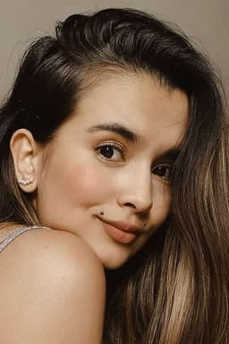 Photo of Laura Mar Hernández