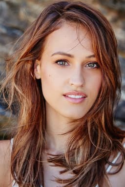 Photo of Tess Dobre