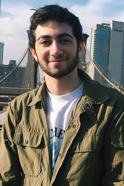 Photo of Sage Ranaldo