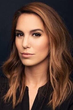 Photo of Christy Carlson Romano