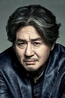 Photo of Choi Min-sik