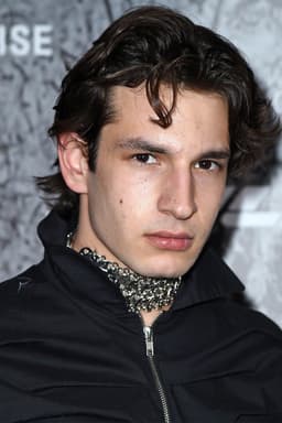 Photo of Noah Levi