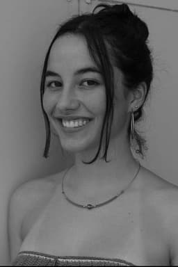 Photo of Nina Abreu