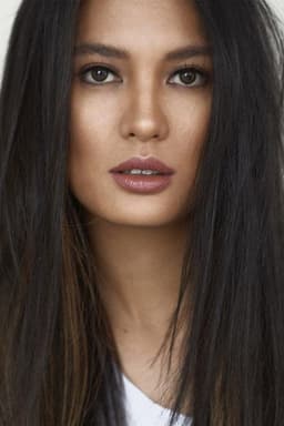 Photo of Isabelle Daza