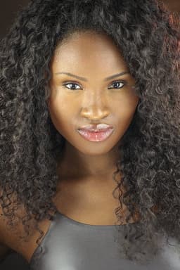 Photo of Nia Warren