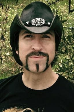 Photo of Lyle Blackburn