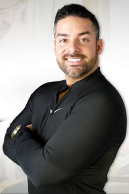 Photo of Rico León