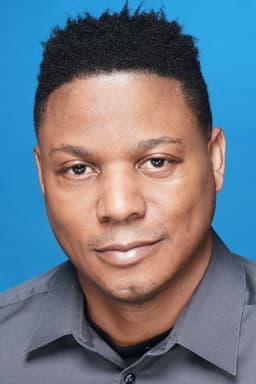 Photo of Harold Dennis