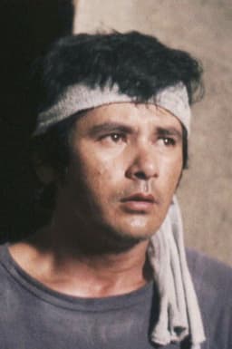 Photo of Lou Salvador Jr.