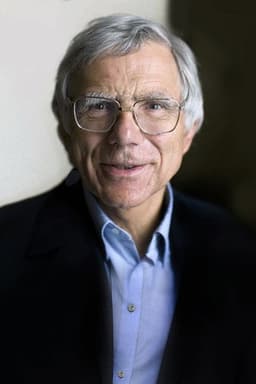 Photo of Pierre Léna