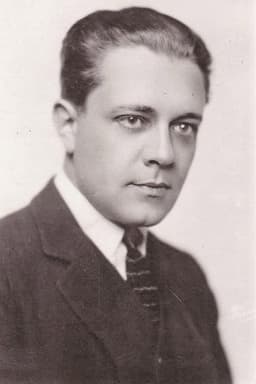 Photo of Niles Welch