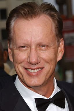 Photo of James Woods
